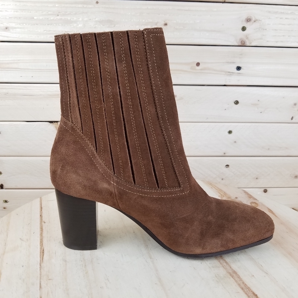 AQUATALIA Suede/Leather Bootie Ankle Boot Pull-on Chunky Heel NEW MIXMATCH SIZES - Picture 6 of 13